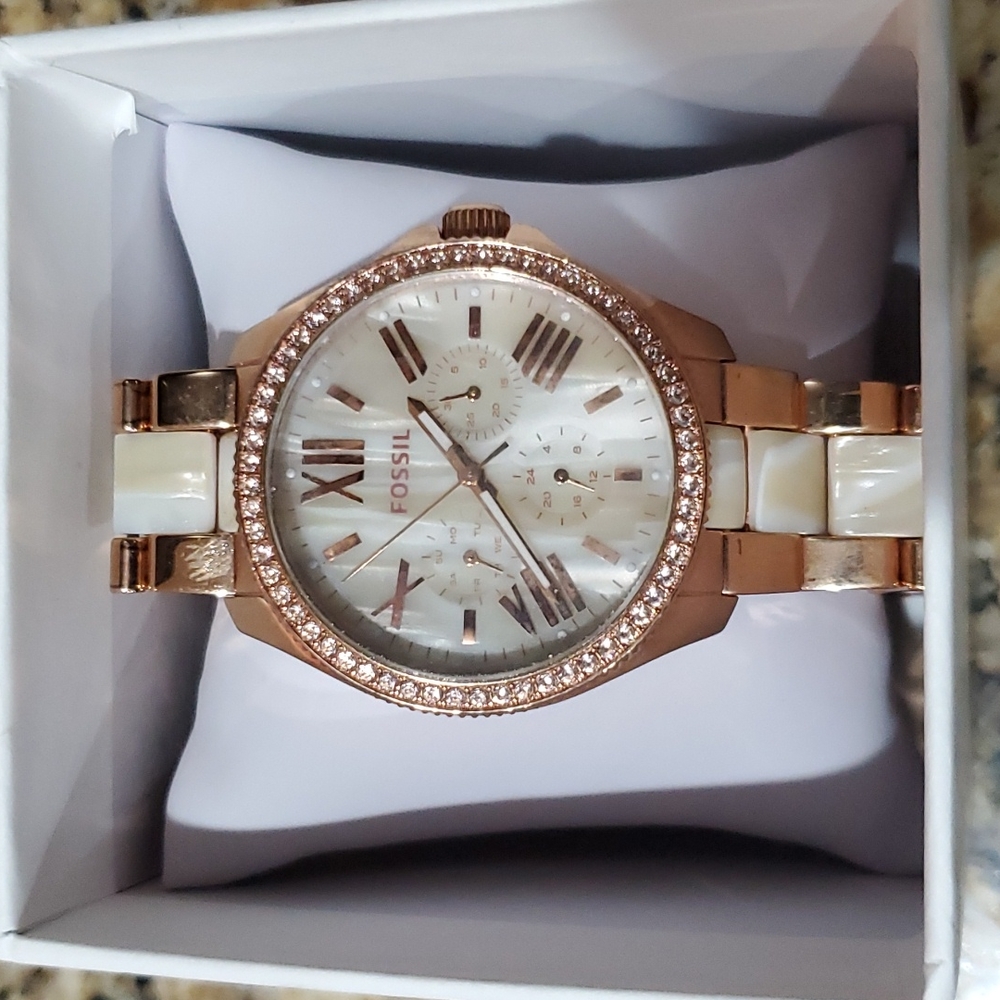 Fossil watch